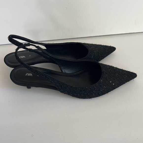 Zara Beautiful Black Tweed Size Euro 40 Slingback Low Heels - Picture 6 of 10